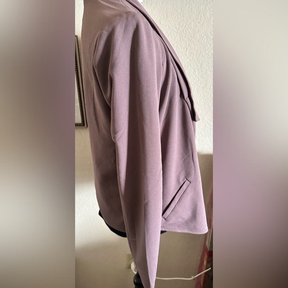 Women's Draped Blazer in Mauve - Picture 3 of 6